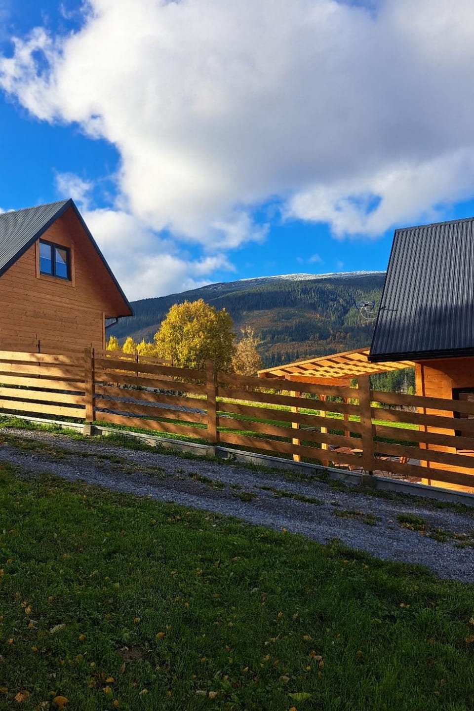 Property building, Natural landscape, Mountain view