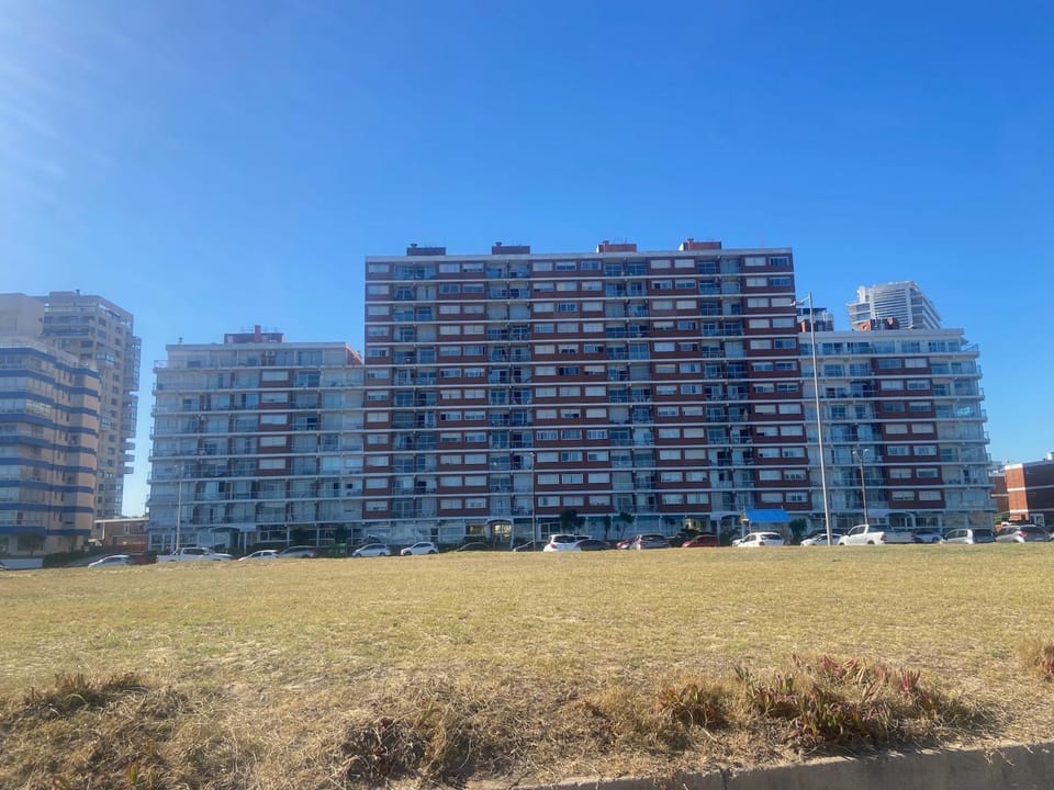 Property building, Day, City view