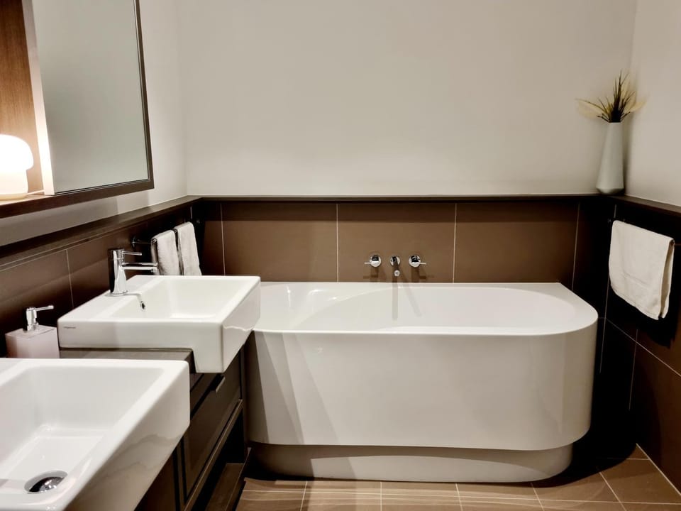 Bathroom, Bath