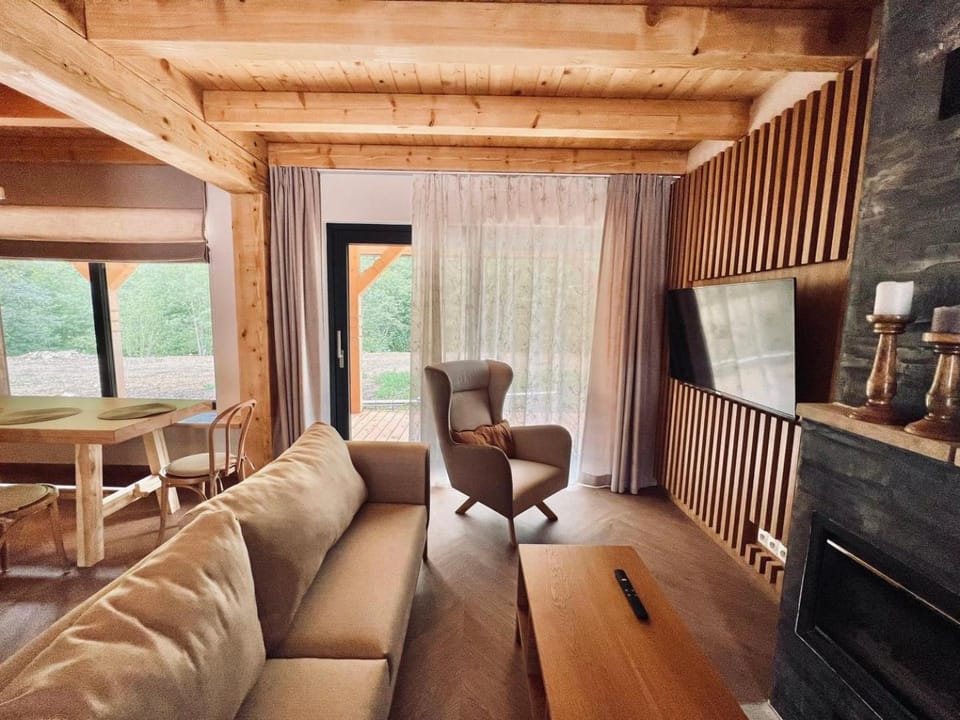 Communal lounge/ TV room, TV and multimedia, Living room, Other, Other, Other, Seating area, Evening entertainment, towels, towels