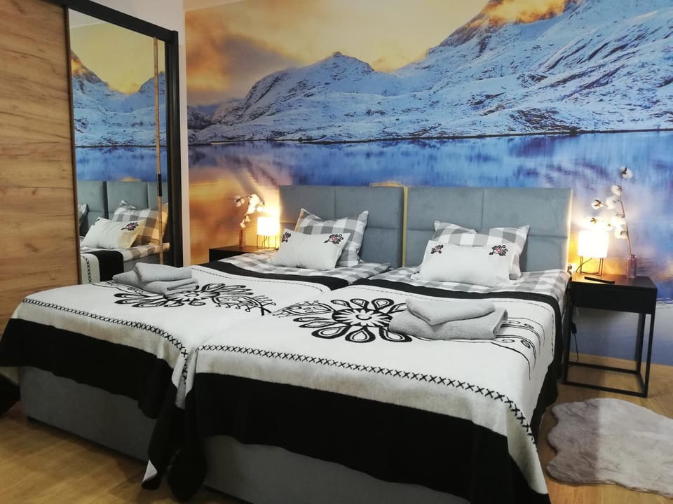 Apartament Grapa 29 K3 na terenie Sun & Snow Białka Tatrzańska Apartment hotel in Lesser Poland Voivodeship