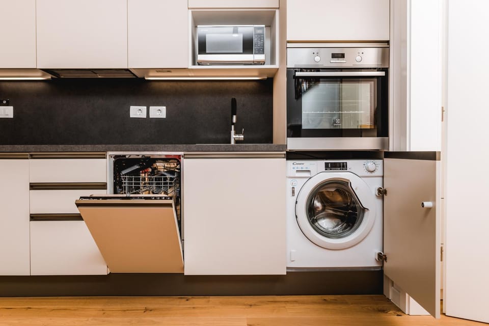 Kitchen or kitchenette, dishwasher, minibar, oven, pet friendly, washing machine