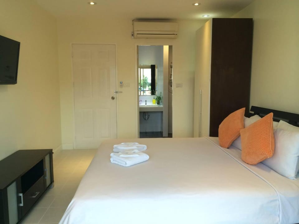 Glitter House Phuket Vacation rental in Rawai