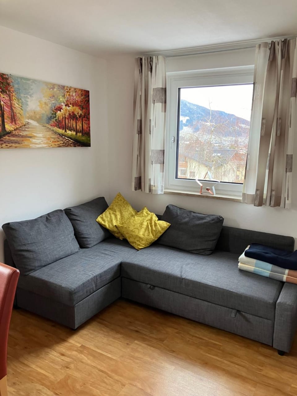 Living room, Seating area, Mountain view