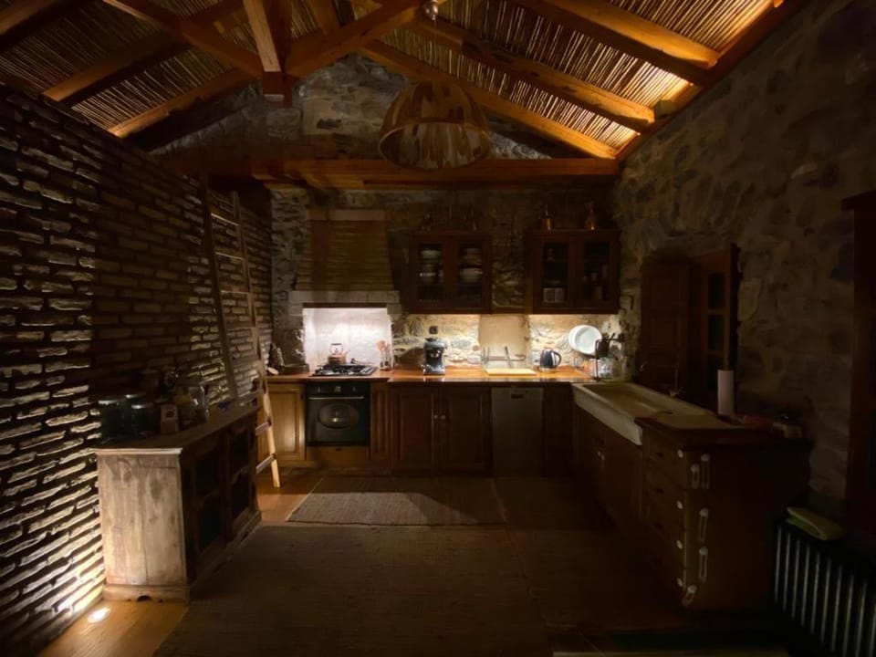 Villa Ardamis Karyes Villa in Argolis, Greece