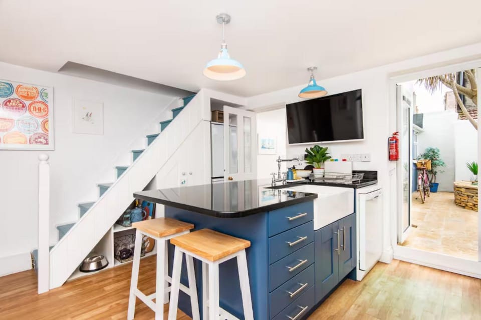 Quirky 1 Bedroom Apartment in Kemptown House in Brighton