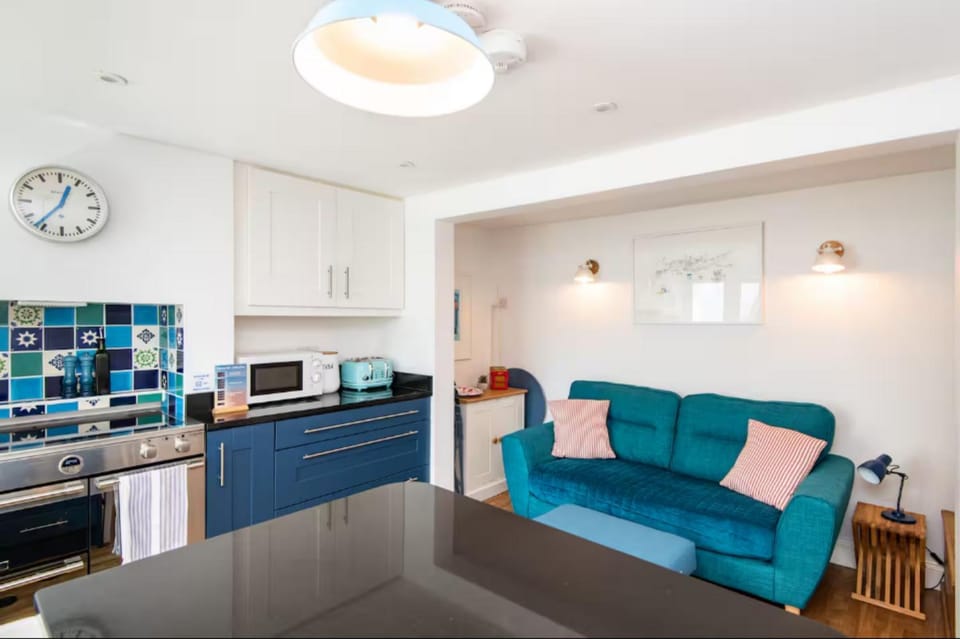 Quirky 1 Bedroom Apartment in Kemptown House in Brighton