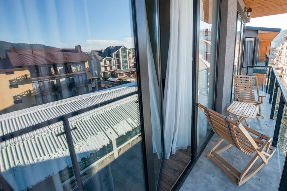 Property building, Patio, View (from property/room), Balcony/Terrace