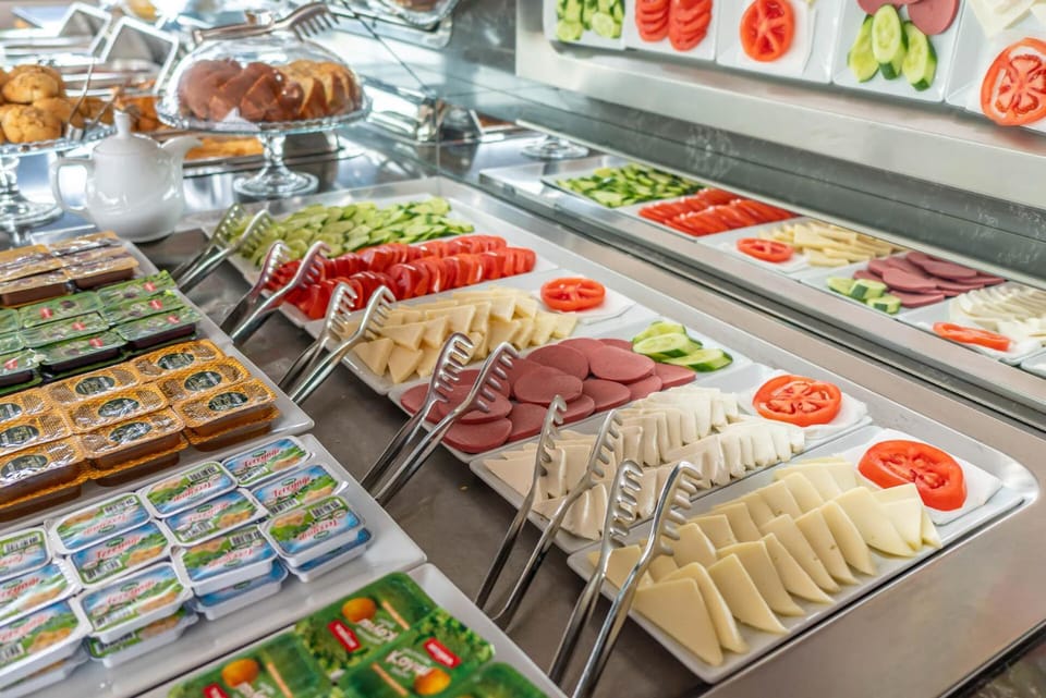 Buffet breakfast