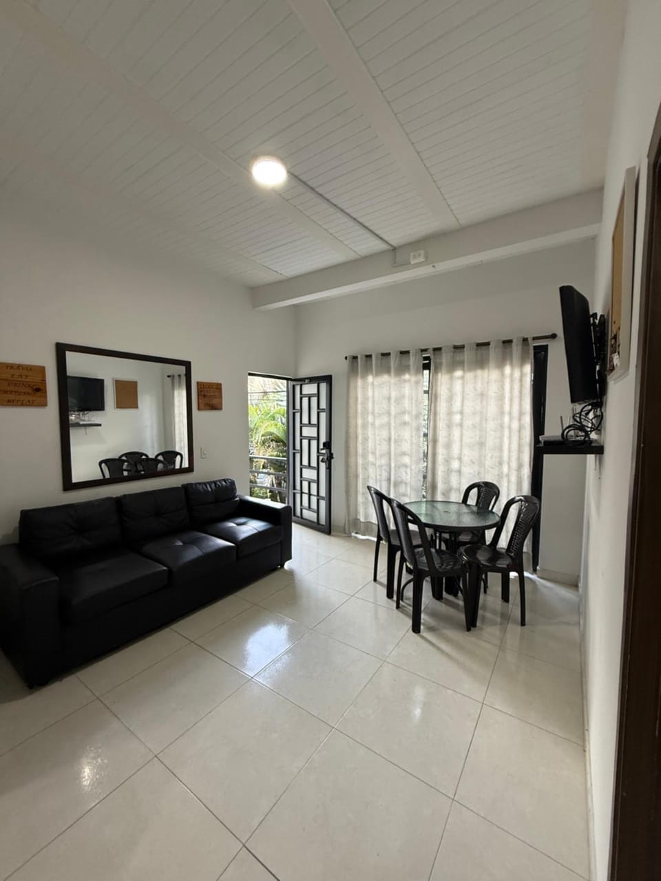 SANTYS HOUSE MELGAR apartamento amoblado 6 Huéspedes Apartment in Melgar