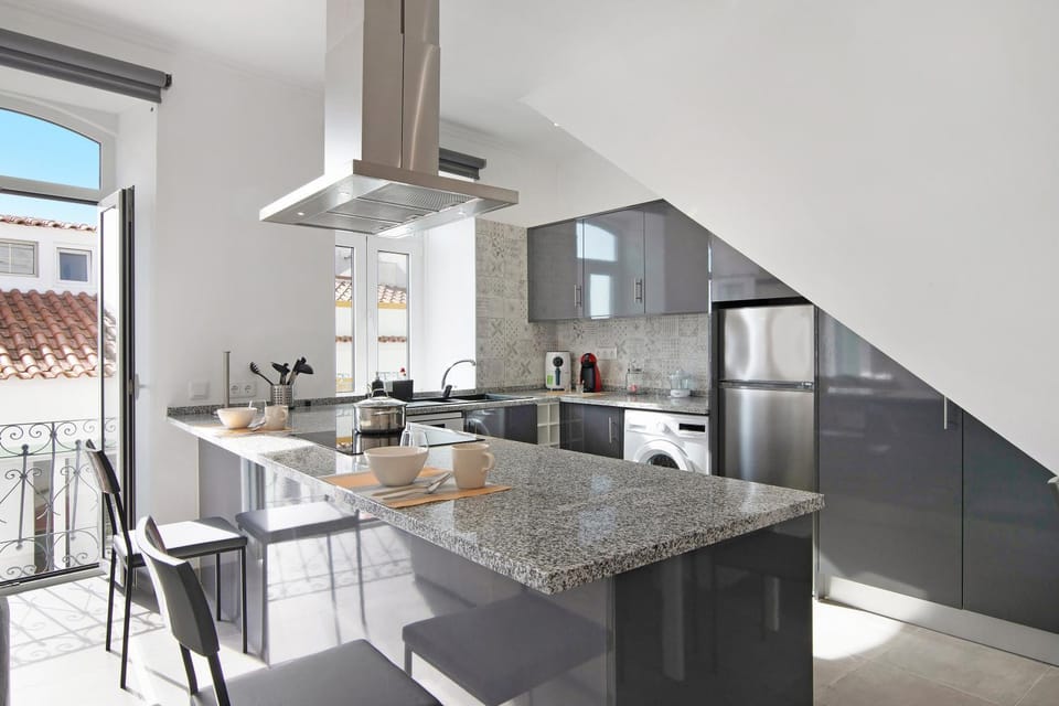 Property building, Kitchen or kitchenette, Living room
