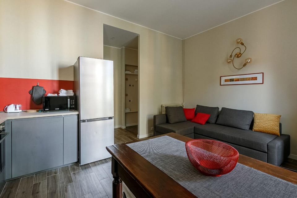 Kitchen or kitchenette, Living room
