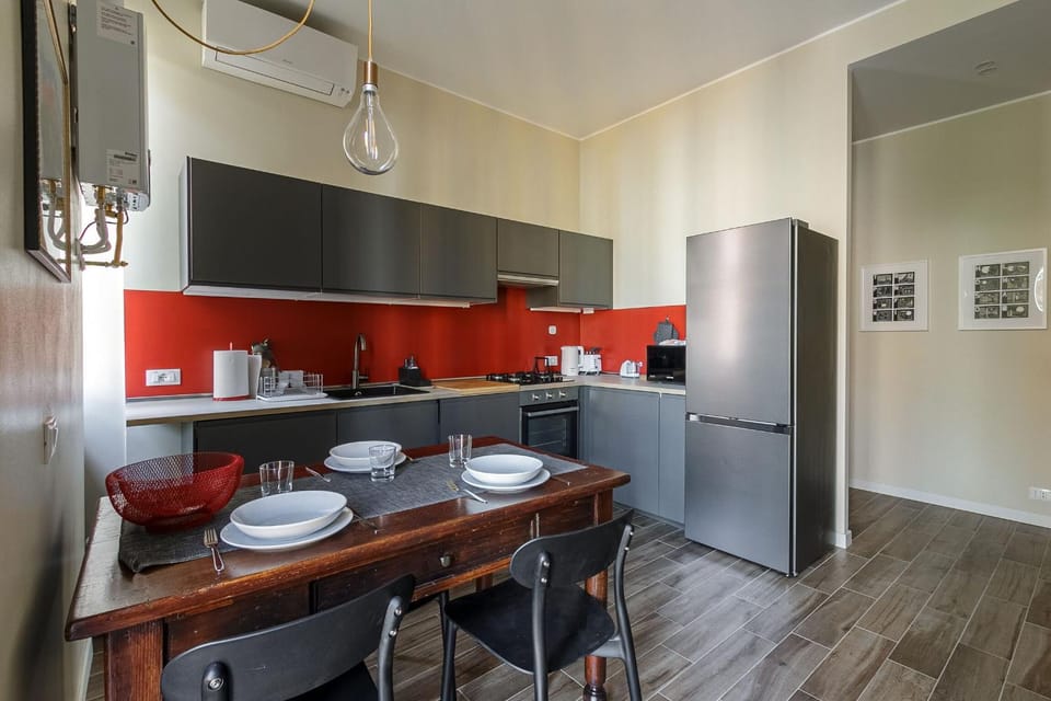 Kitchen or kitchenette, Living room