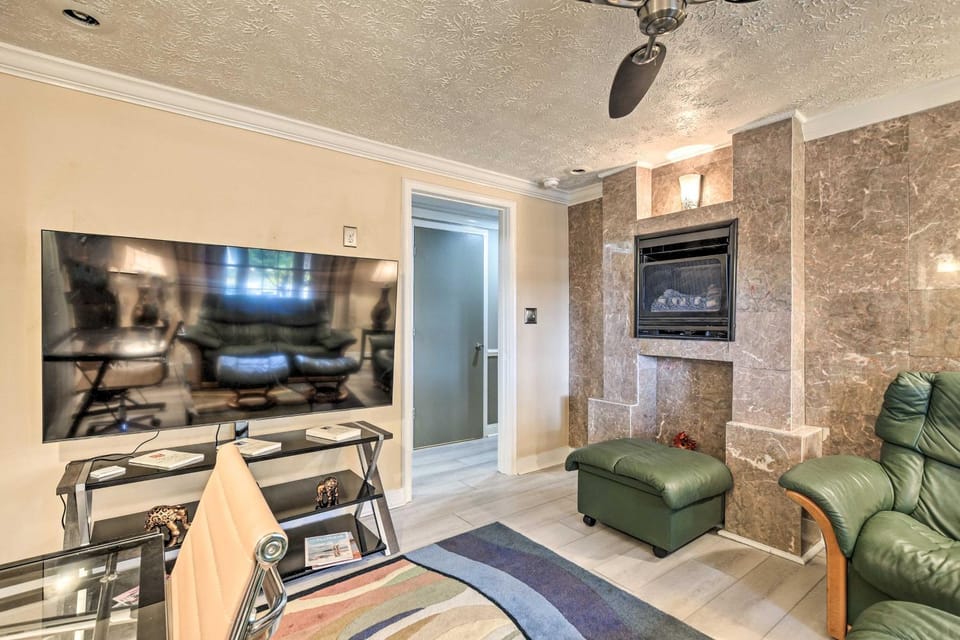 Greenville Apt w/ Patio: Work, Play & Unwind! Apartment in South Carolina