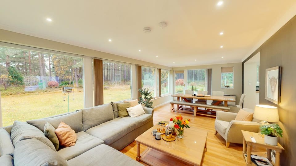 Communal lounge/ TV room, Living room