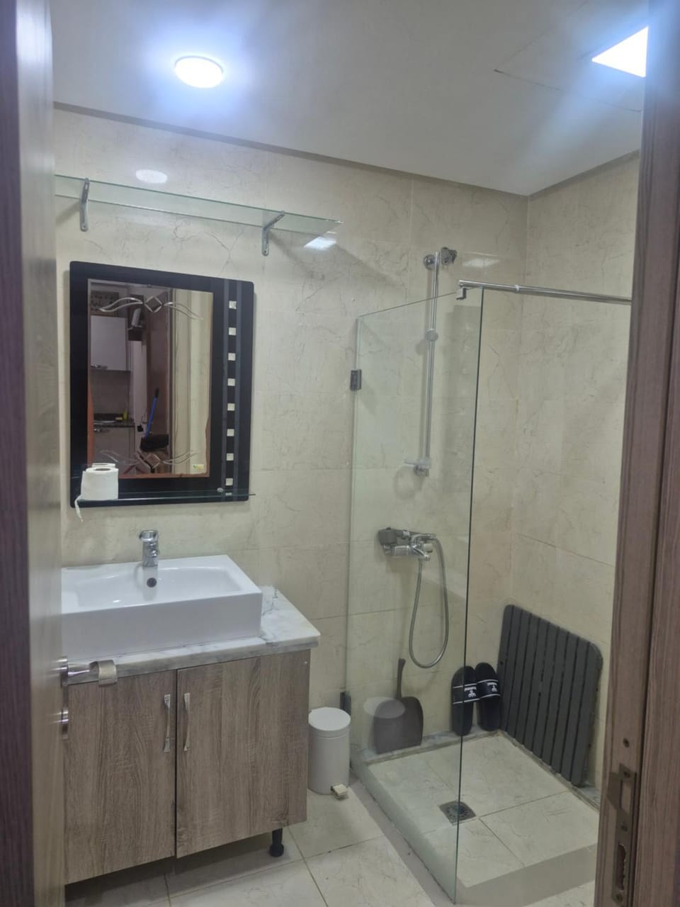 Shower, Bathroom