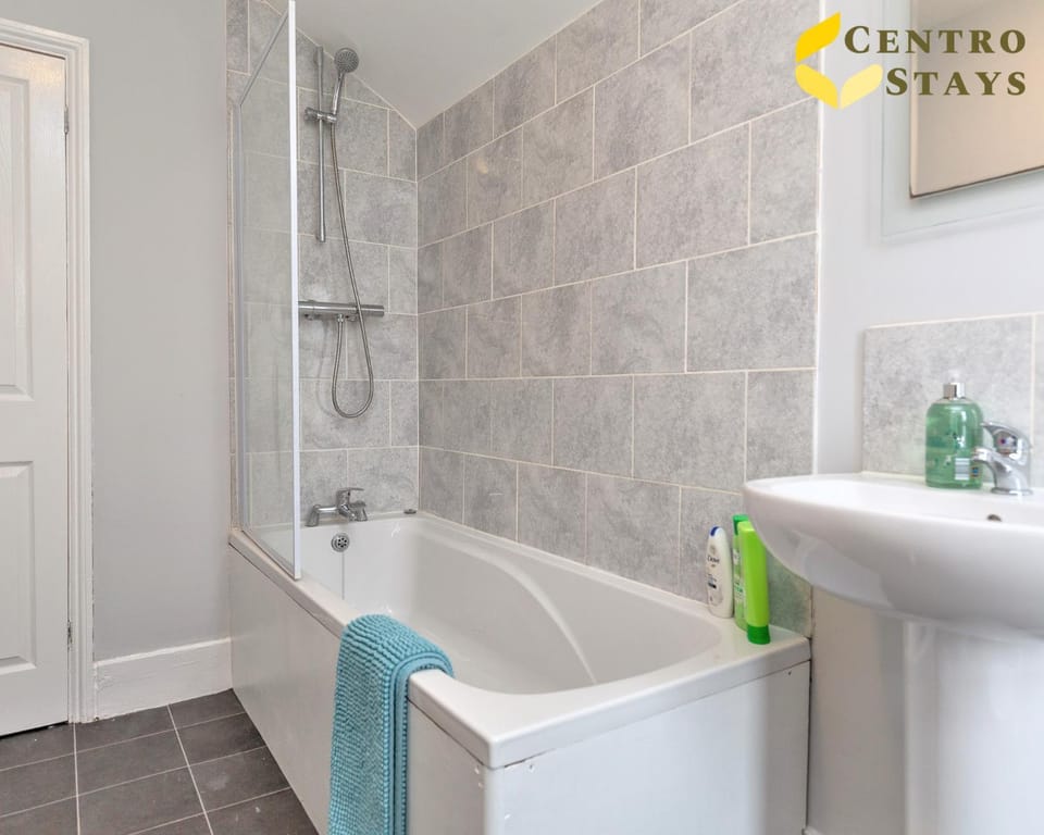 Shower, Bathroom, Bath