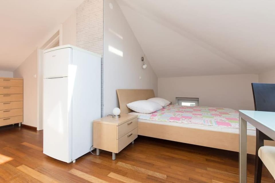 Villa Ajda - Top Room Apartment in Primorje-Gorski Kotar County