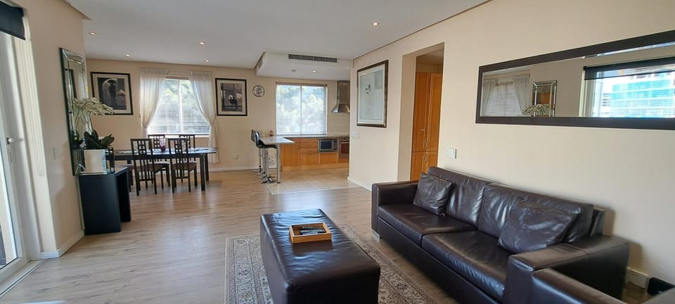 V&A Waterfront Marina Family Apartment 201 Altmore Cape Town Apartment in Cape Town