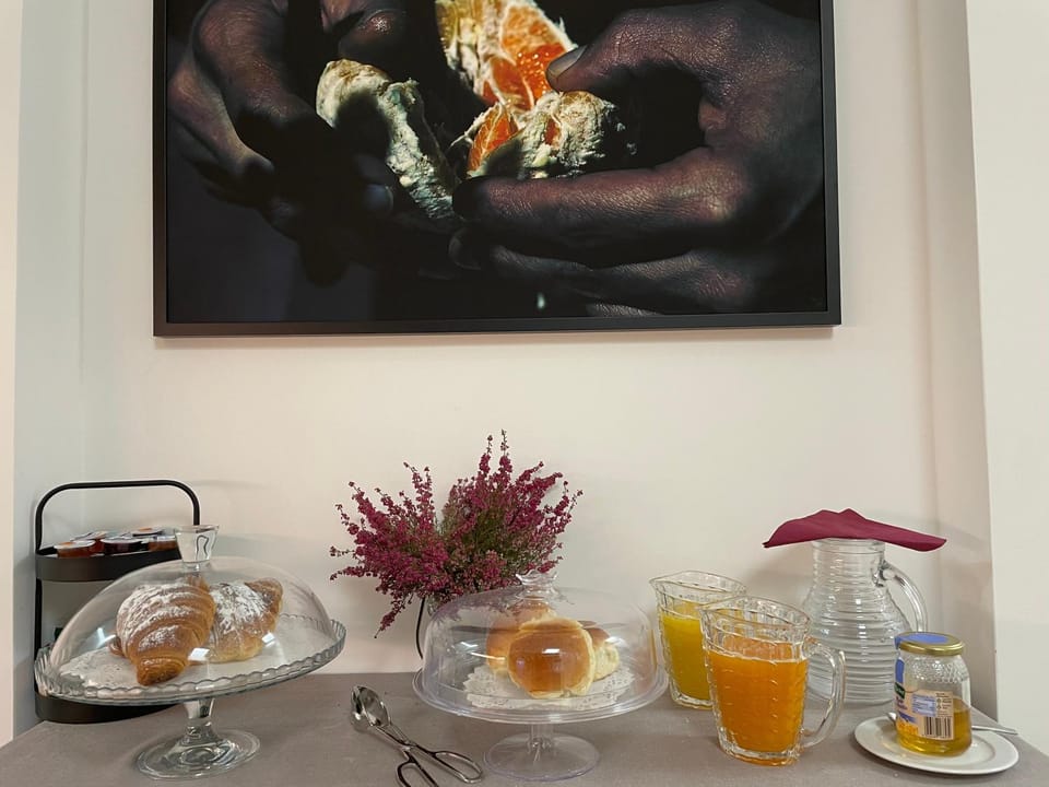Food and drinks, Decorative detail, Breakfast, Drinks