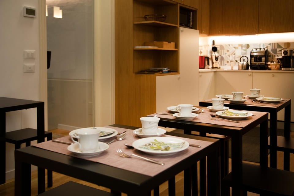 Coffee/tea facilities, Breakfast, Continental breakfast, Buffet breakfast, Italian breakfast, Drinks