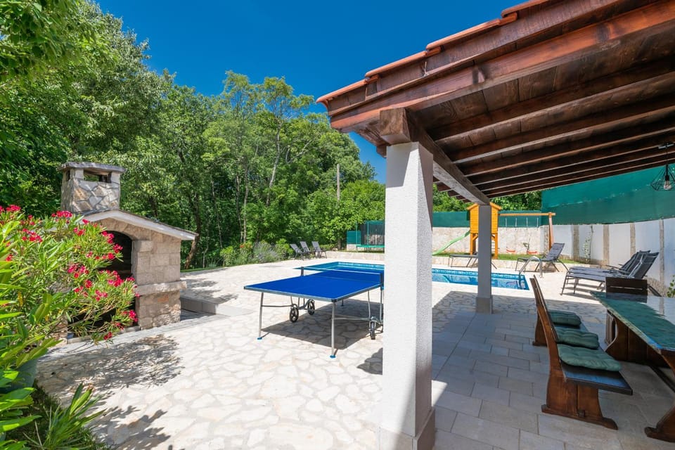VILLA MILLA-Grubine Villa in Split-Dalmatia County