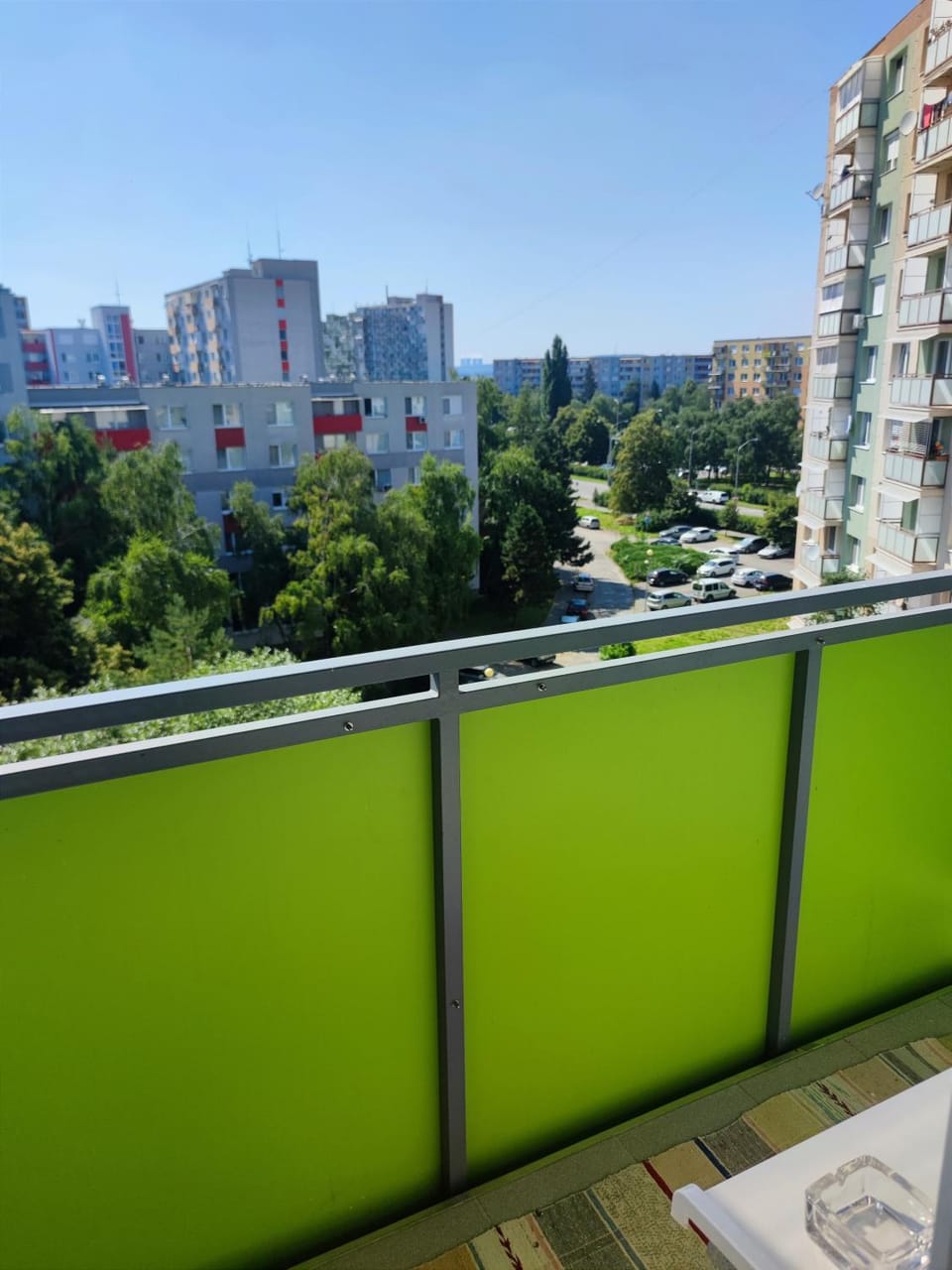 Property building, Day, Balcony/Terrace