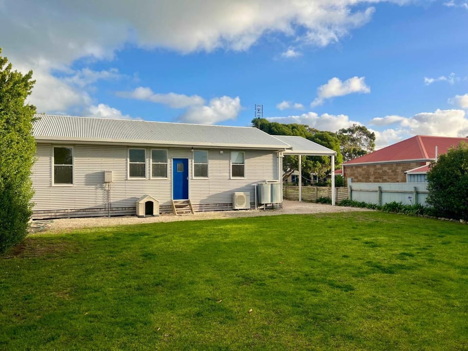 SUMMER DAYSIES - Pet Friendly WiFi House in Robe