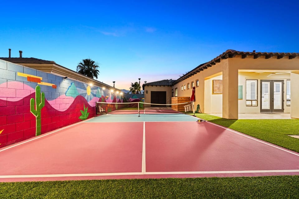 Tennis court