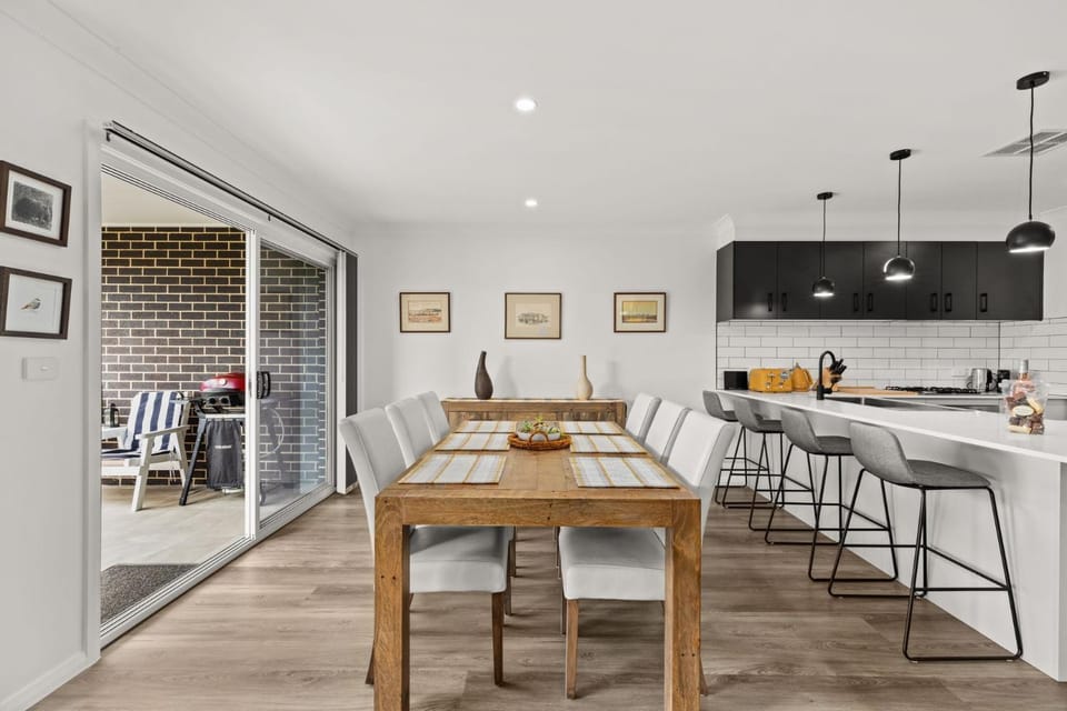 Libbity's at The Point by Experience Jervis Bay House in Saint Georges Basin