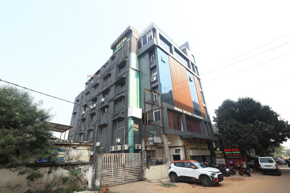 HOTEL SPACE SETTER Hotel in Bhubaneswar