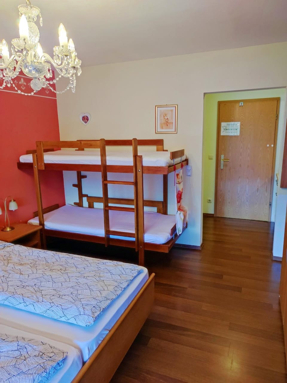 Bed, cot, bunk bed