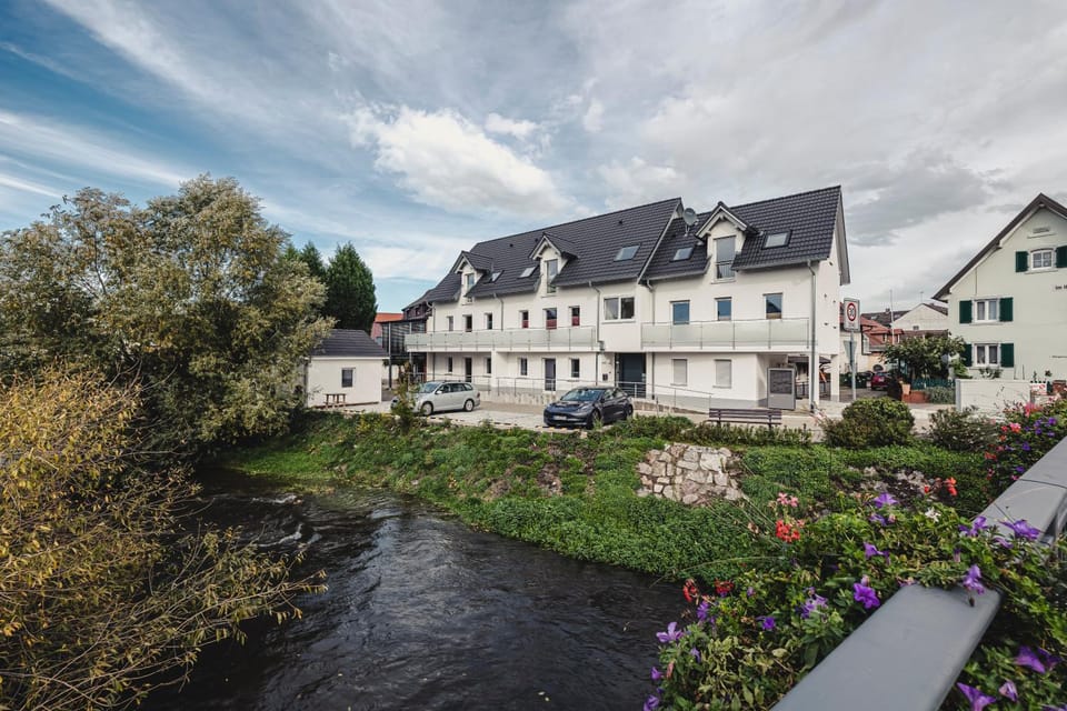 City view, River view, Quiet street view