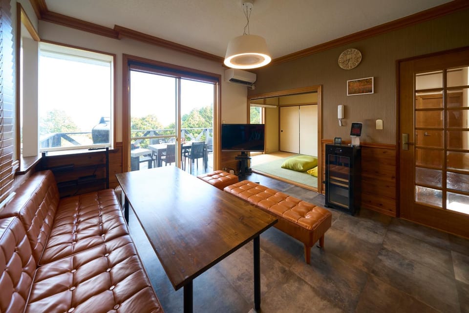 Suite Villa Ocean Terrace Atami House in Shizuoka Prefecture
