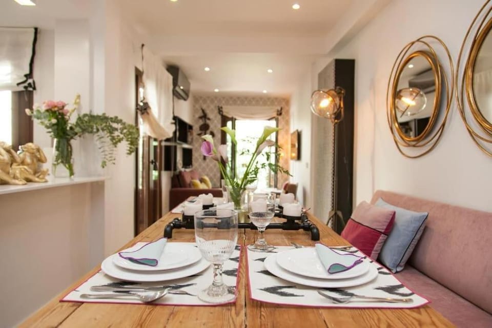 Modern & Nice Apartment. Old town. Private parking Apartment in Seville