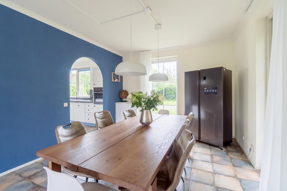 Comfort Villa for 8 People House in Zeewolde