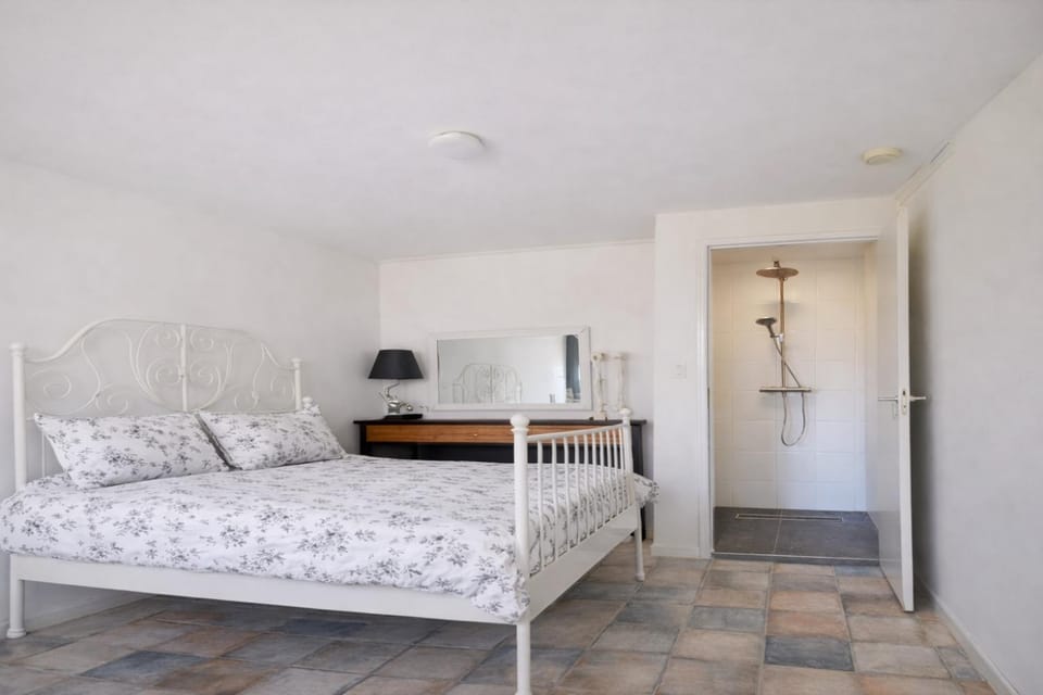 Comfort Villa for 8 People House in Zeewolde