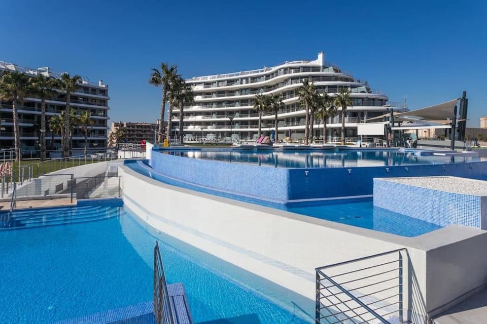 Property building, Pool view, Swimming pool