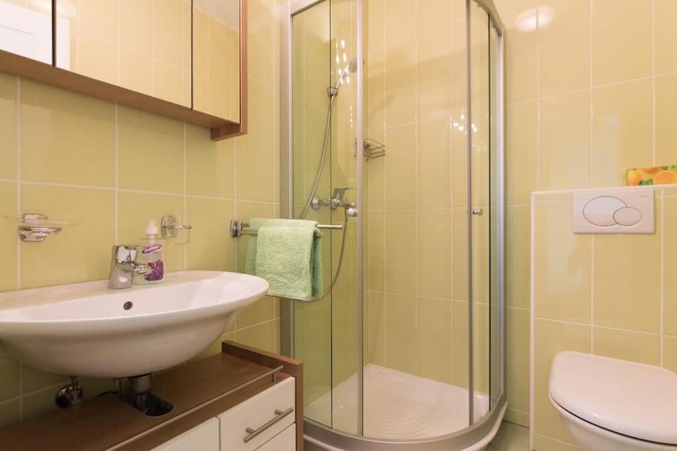 Villa Ajda - Green room Apartment in Primorje-Gorski Kotar County