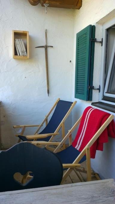 Balcony/Terrace, sunbed