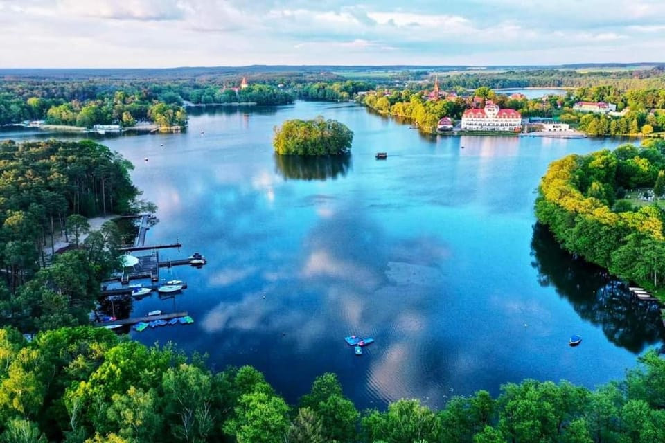 Lake HouseLubniewice domek całoroczny z jacuzzi blisko jeziora Villa in Poland