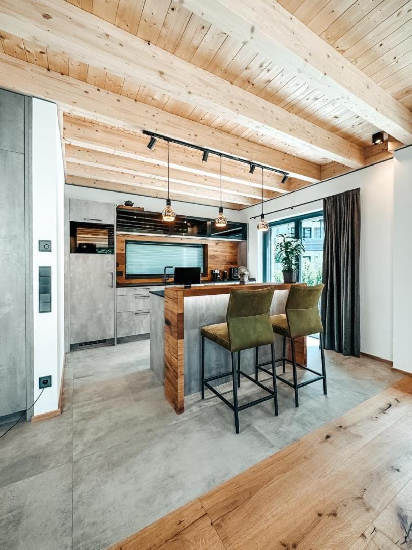 ZSAM Chalets mit Sauna und Hottub House in Garmisch-Partenkirchen