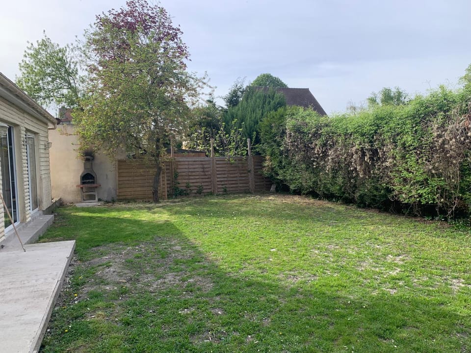 Property building, Garden, Garden view
