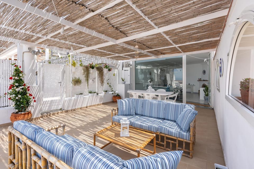 Maison Aurora Home on the sea House in Campania
