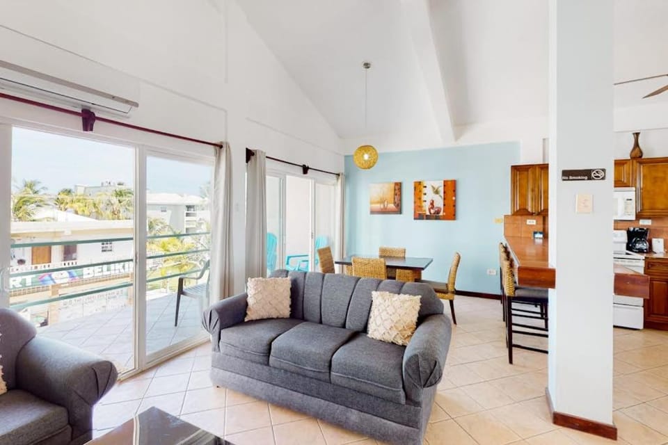Mara Laguna I301 House in Corozal District