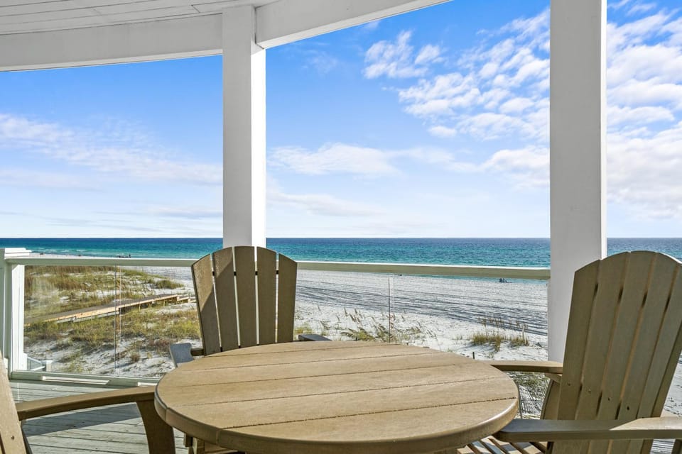 Natural landscape, View (from property/room), Balcony/Terrace, Seating area, Beach, Sea view