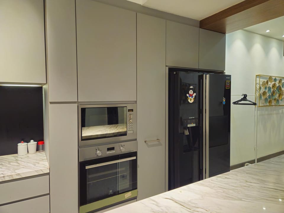 Kitchen or kitchenette, minibar, pet friendly, stove, kitchen