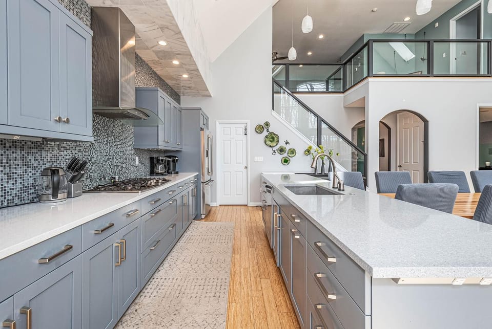 Kitchen or kitchenette, Living room, Seating area, furniture, stove