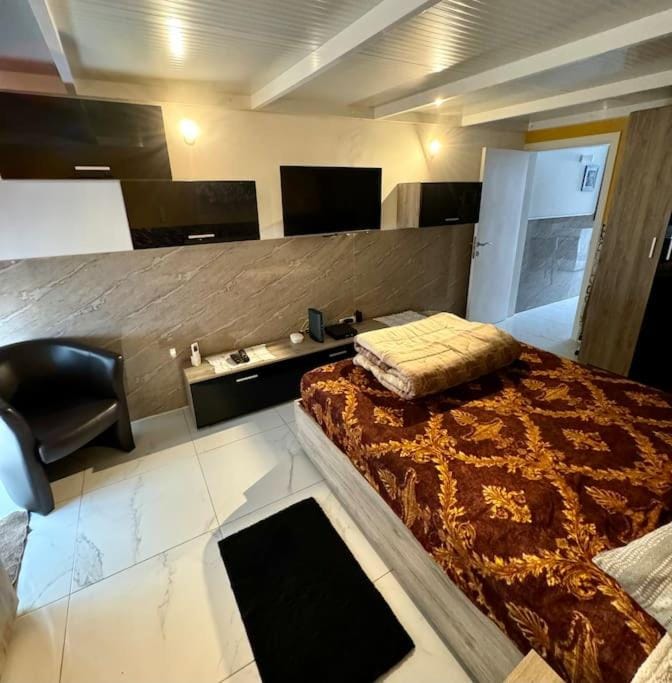 Cute Penthouse Apartment in Marsaskala