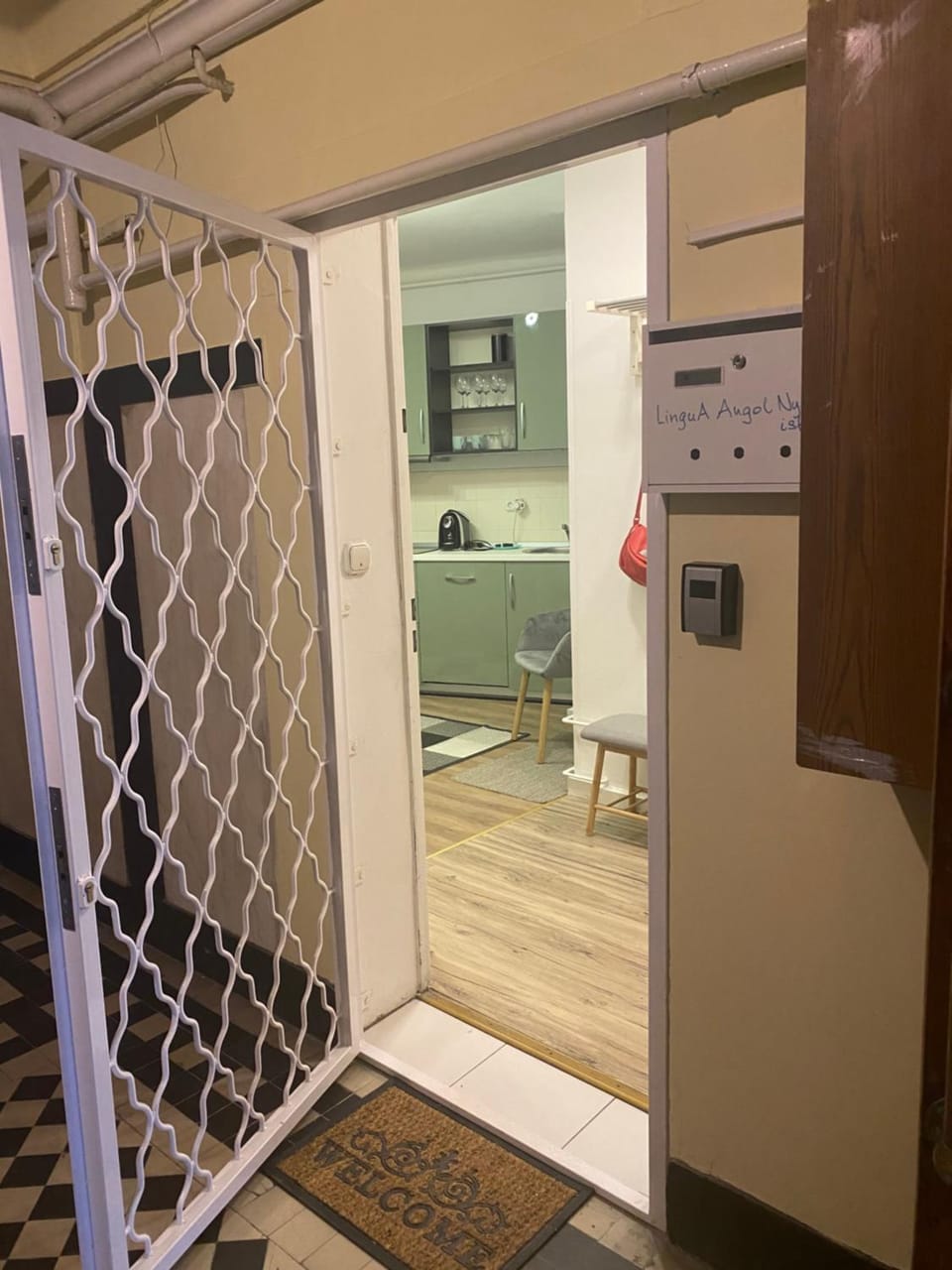 Tátra Apartment by the Danube Fully Accessible Apartment in Budapest